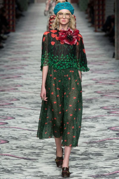 Look 51